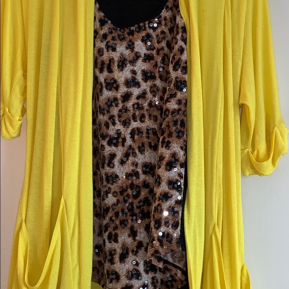 Express Blouse - Picture 2 of 9